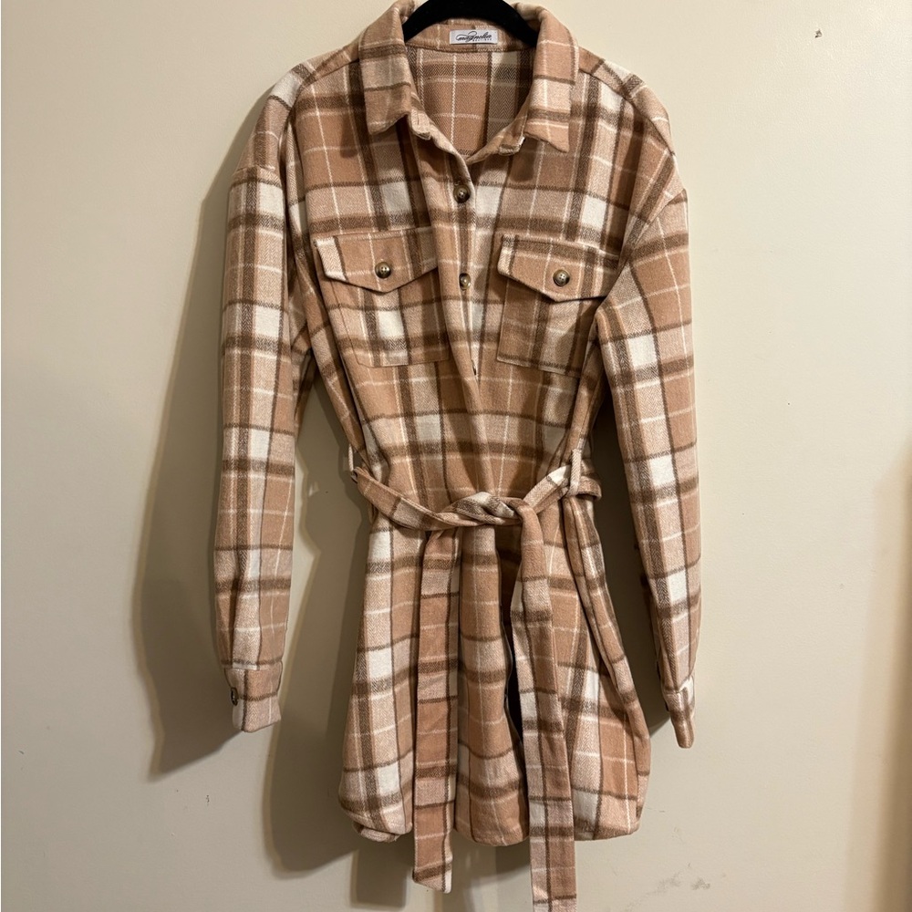 Magnolia Boutique Women’s XL Tan Plaid Belted‎ Shirt Jacket shacket belted dress